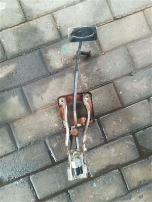 TOYOTA COROLLA BRAKE PADDLE FOR SALE