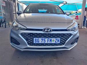 2020 HYUNDAI I20 1.2 85 000KM SILVER COLOR MANUAL PETROL 