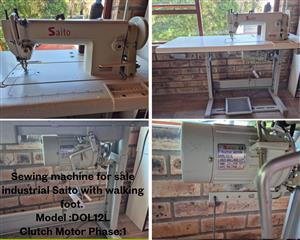 Industrial Sawing machine - Saito with walking foot