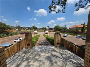 192m2 Office Space To Let in Atterbury Court Office Park