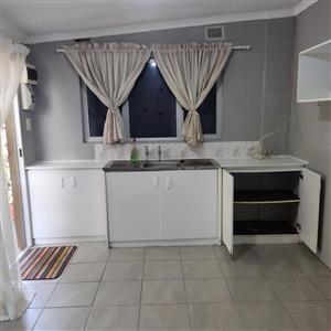 Bluff Bachelor Granny Flat to Rent