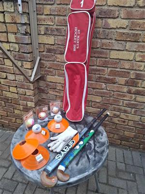Hockey sticks ,5 x balls,cones and bag for sale for a bargain.