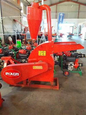 PTO DRIVEN HAMMER MILL