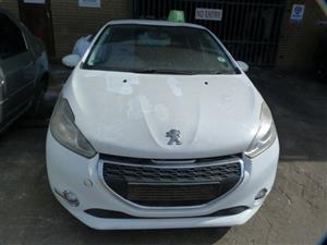 Peugeot 208 HDi 1.6 Diesel Manual 10JB White - 2013 SPARESBOYZ STRIPPING FOR SPA