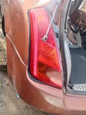 Nissan Murano 2007 3.5 lhs taillight