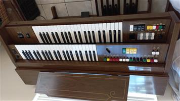One owner Yamaha B35 Organ