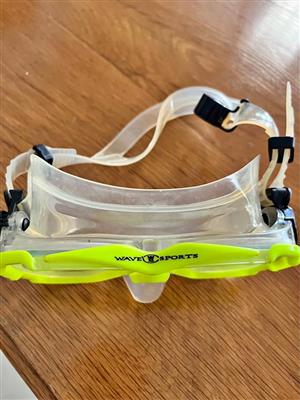 TUSA goggles