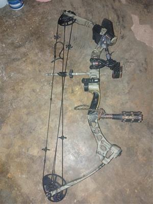 Premium Compound Bow Package – Bowtech Diamond Razor Edge + Mathews Z7 Xtreme