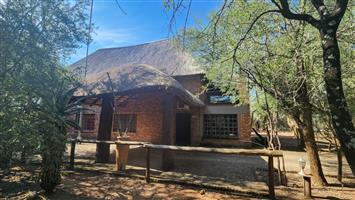 For Sale in Marloth Park – 5 Bedroom Bush Paradise!
