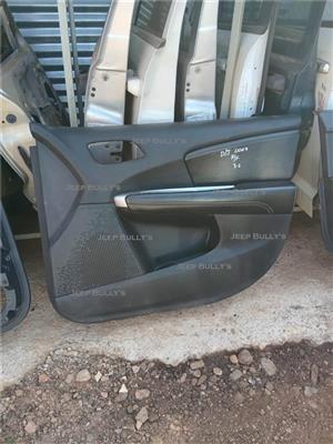 Stripped Dodge Journey RF Door Panel 