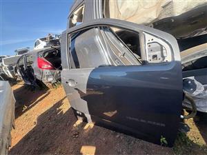 Chevrolet trailblazer drivers right front door shell