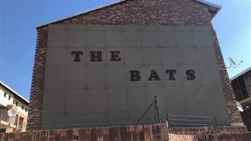 Neat and light-filled apartment