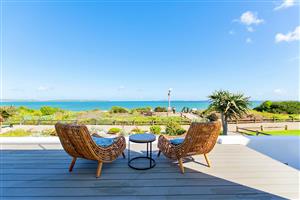 Beachfront home in Calypso Beach