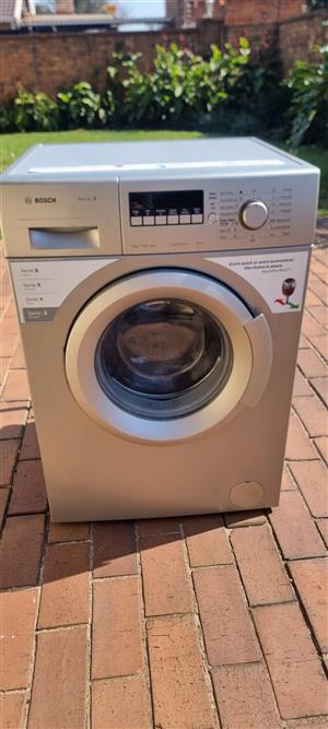 Bosch 6kg washing machine for sale. Excellent condition