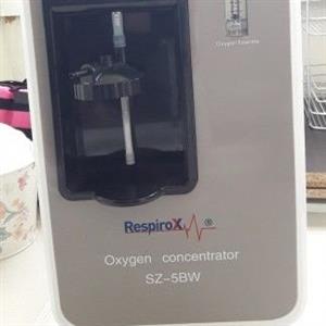 Oxygen concentrator machine