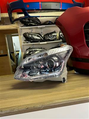 2015 ISUZU KB300 PROJECTOR HEADLIGHT FOR SALE