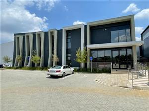 Stunning Brand-New Large Distribution Centre / Factory / Warehouse to Let in Samrand!