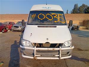 Mercedes benz sprinter WDF904 manual diesel stripping for spares