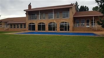 Pure luxury property on the River.