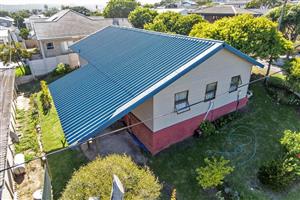 5 Bedroom Holiday Home in Hartenbos, walk to the beach!