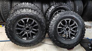17inch Ford Raptor OEM with brand new 285/70/17 BF GoodRich ALL TERRAIN set 