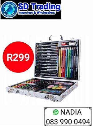 Artist’s set for painting in case 64 pcs
