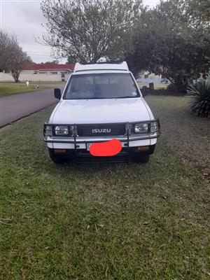 1992 Isuzu KB 230LE petrol 5 speed 