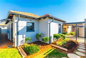 House For Sale in Protea Glen Ext 28