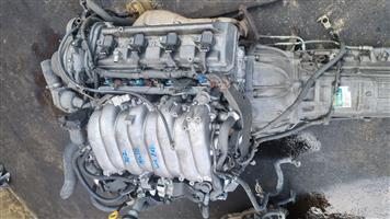 Toyota 3UZ VVTI ENGINE 