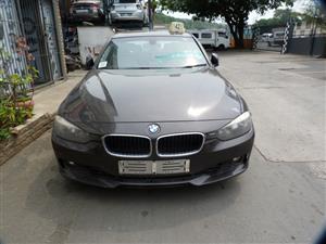 BMW 320i F30 AT - 2012 stripping for Spares