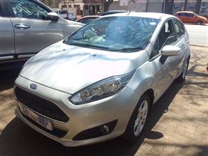 2015 Ford Fiesta 1.0 Ecoboost Silver color Manual, Petrol Service book 