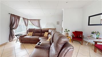 Versatile Family Living with Income-Generating Garden Cottage