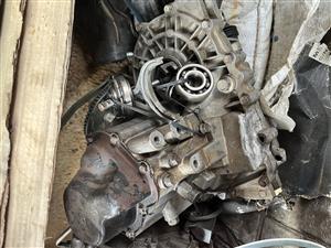 Hyundia i 10 stripped gearbox need 5 th gear s hand 