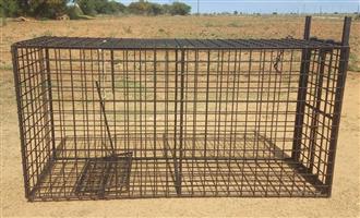 VERSKEIE JAKKALS, Rooikat, VARK vanghokke. KOERIER LANDSWYD.