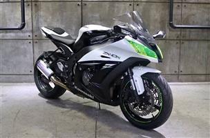 2014 Kawasaki ZX10R - 13 702km 