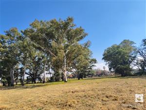 2074m² vacant residential stand located in Vaalpark at an absolute give-away price!!