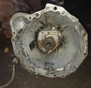 NISSAN NP300 5 SPEED GEARBOX FOR SALE 