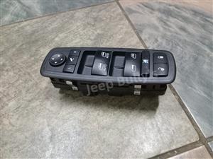 Jeep Grand Cherokee WK2 ( DOUBLE PLUG) Window Switch - Jeep Spares
