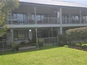 Apartment for SALE in the well established Wakenshaw Simplex