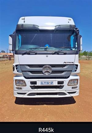 2012 MERCIDES BENZ 2644