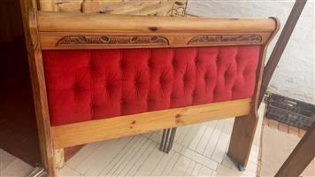 5 Pieces Solid Wood Bedroom Suite