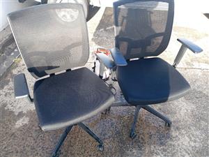 Mid back mesh office chairs