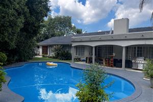 House For Sale in Farrarmere
