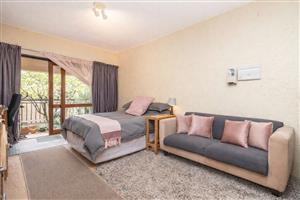 Apartment For Sale in Lonehill