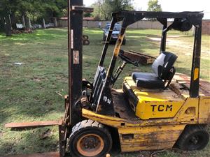 TCM 2,5T forklift.  Working condition,old.