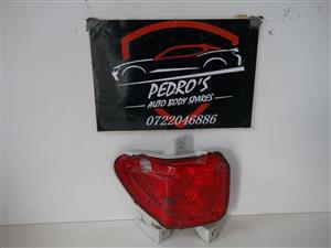 Toyota Rav 4 left rear bumper reflector