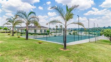 Modern 2-Bedroom Apartment in Secure Cedar Acres Complex – Fourways