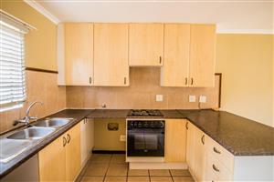 Townhouse For Sale in Mooikloof Ridge