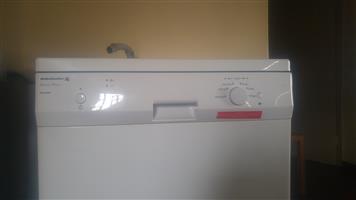 Kelvinator extreme clean dishwasher