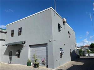 Commercial Rental Monthly in Wynberg